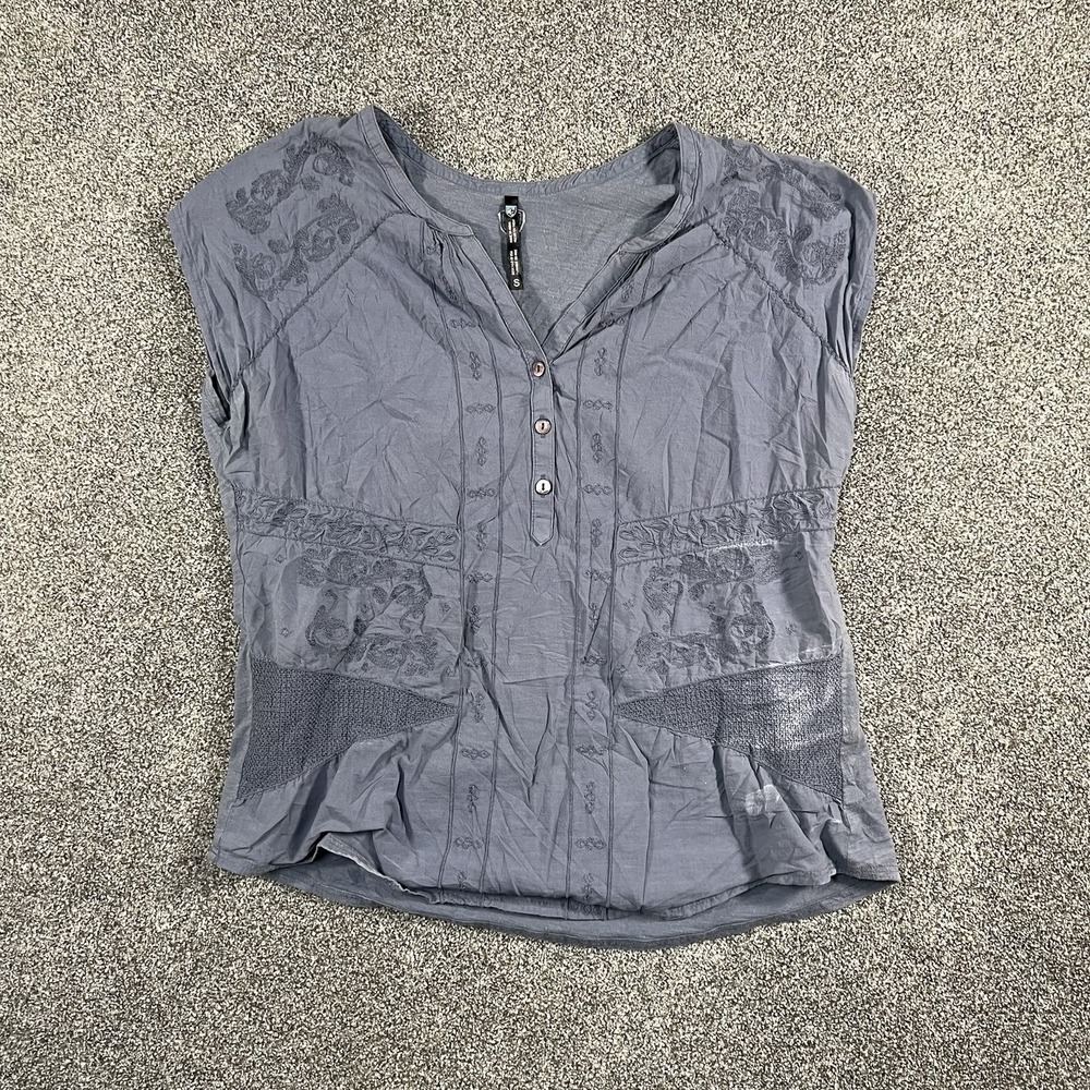KUHL Womens Small Blue Embroidered Short Sleeve Button Outdoor Hiking Shirt